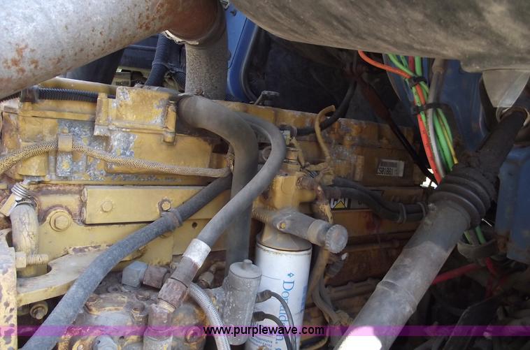 image for item 5846 1999 Sterling A9513 semi truck