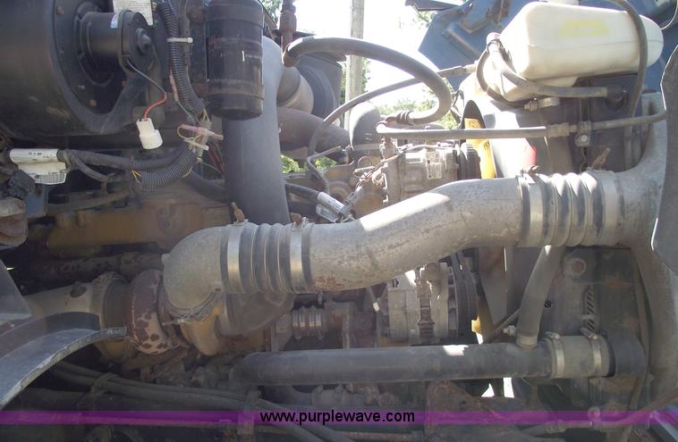 image for item 5846 1999 Sterling A9513 semi truck