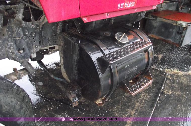 image for item 5853 1980 Ford F8000 dump truck