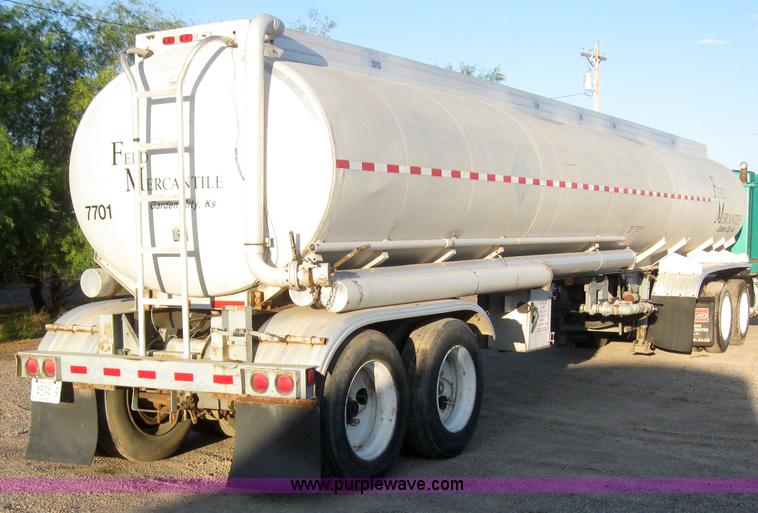image for item 6160 1977 Trailmobile aluminum tanker trailer