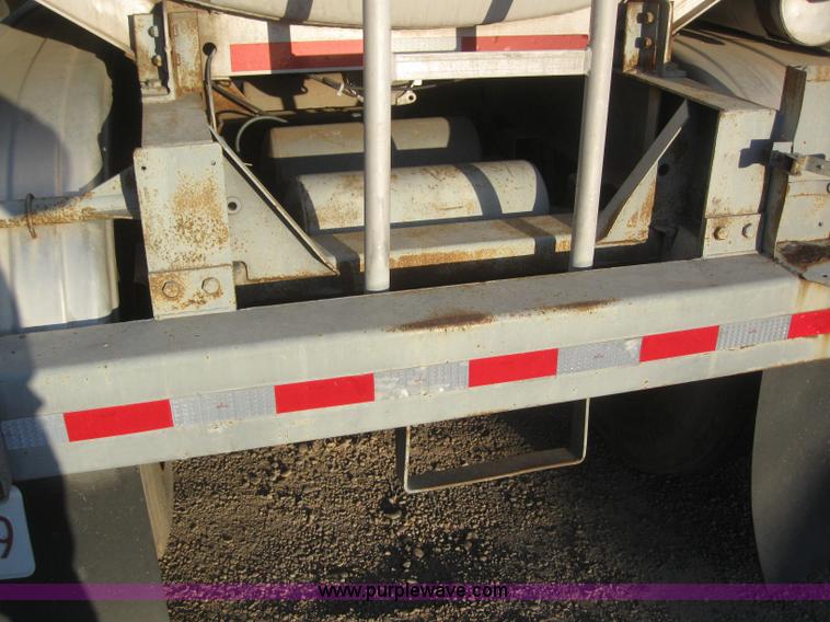 image for item 6160 1977 Trailmobile aluminum tanker trailer