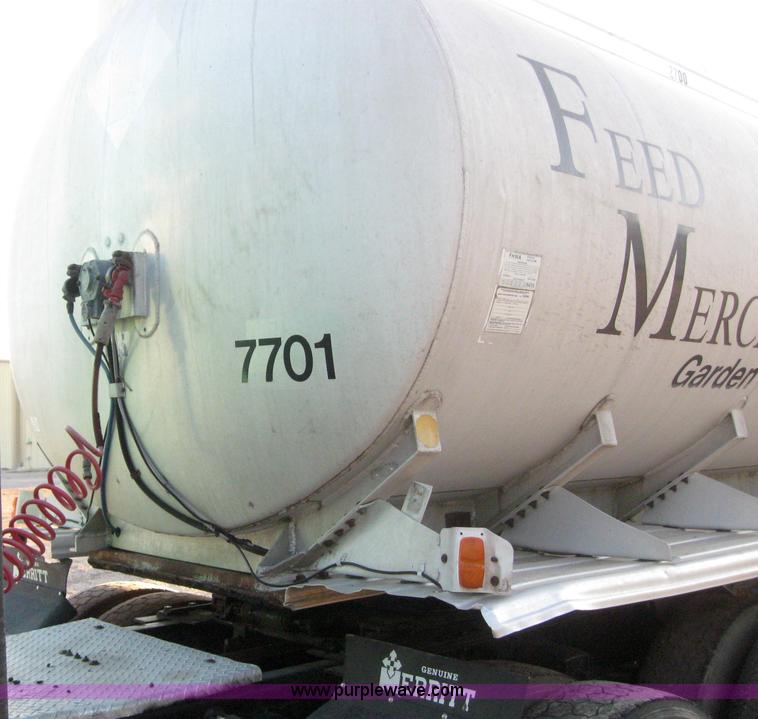 image for item 6160 1977 Trailmobile aluminum tanker trailer