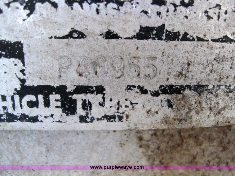 image for item 6160 1977 Trailmobile aluminum tanker trailer