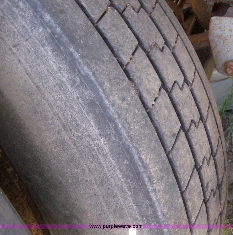 image for item 6160 1977 Trailmobile aluminum tanker trailer