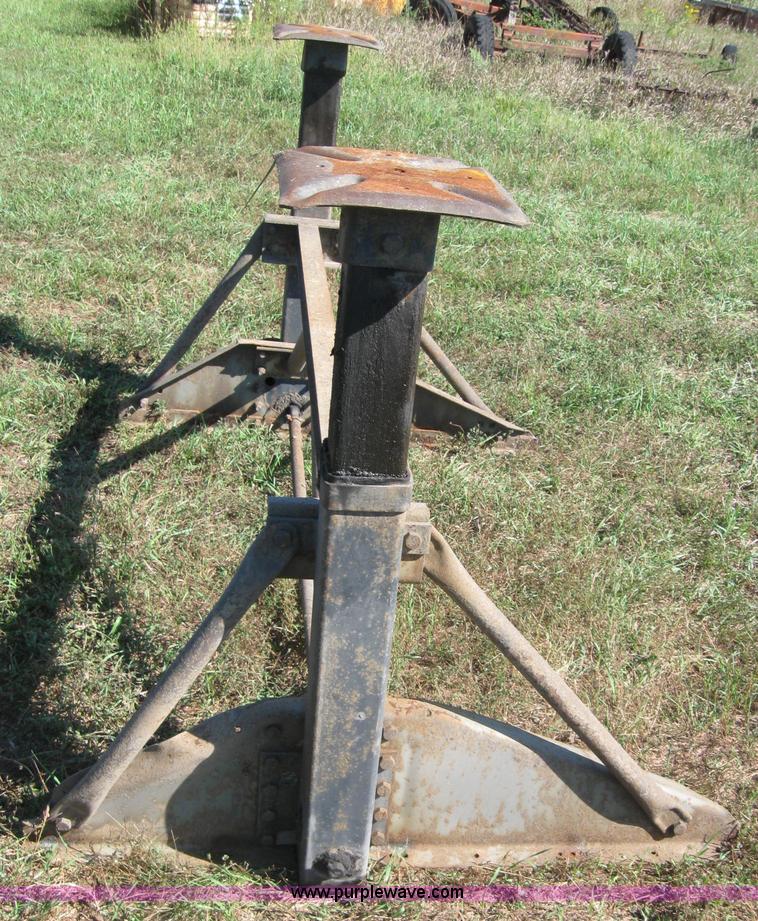 image for item 2275 Holland semi trailer landing gear