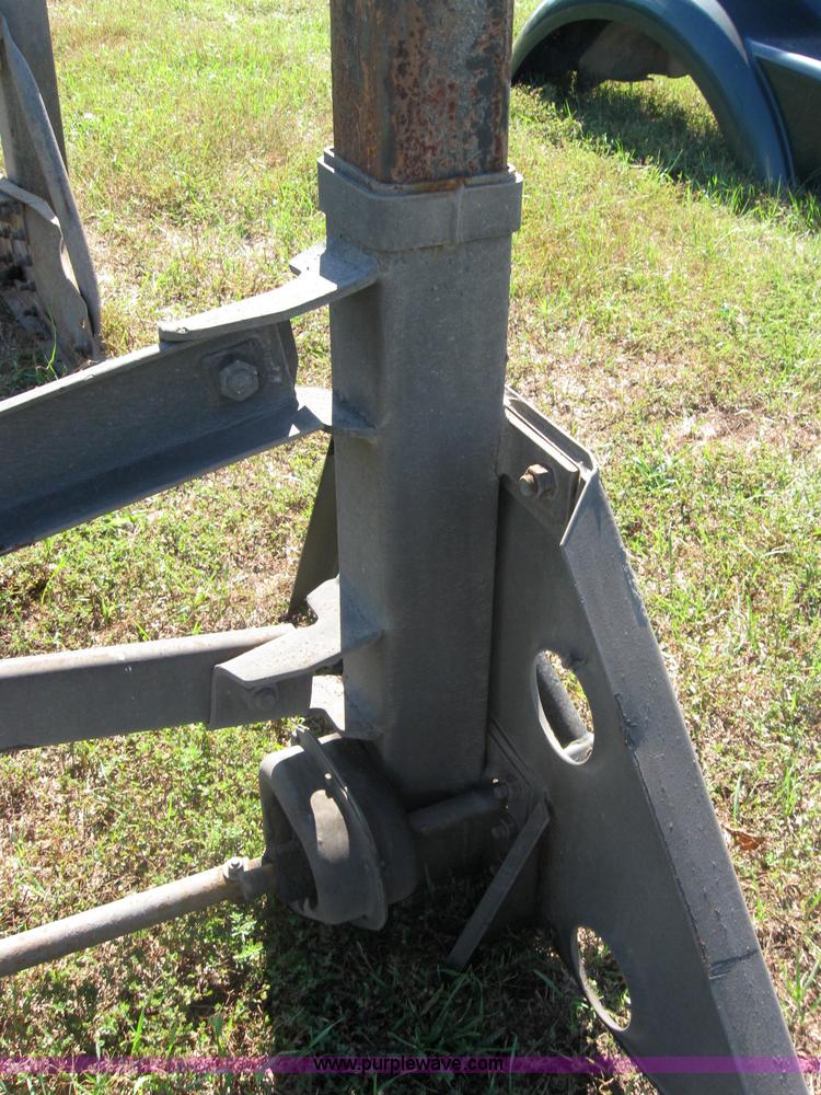 image for item 2276 Holland semi trailer landing gear