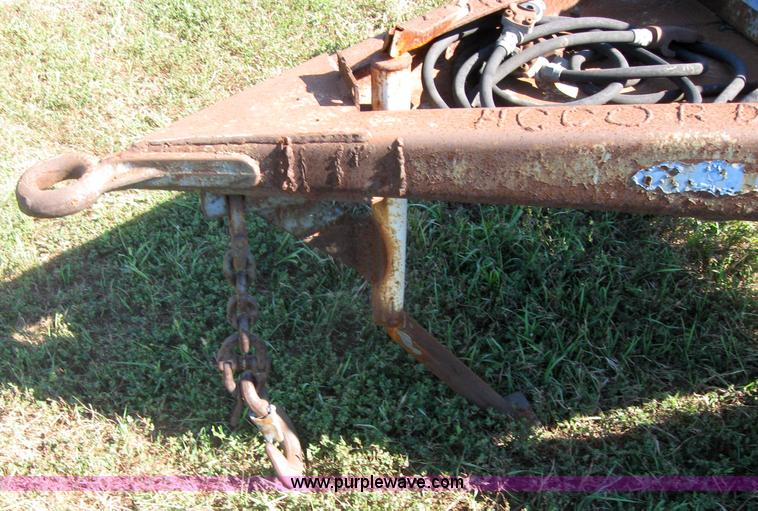 image for item 2279 Strick Model-400 semi trailer converter dolly