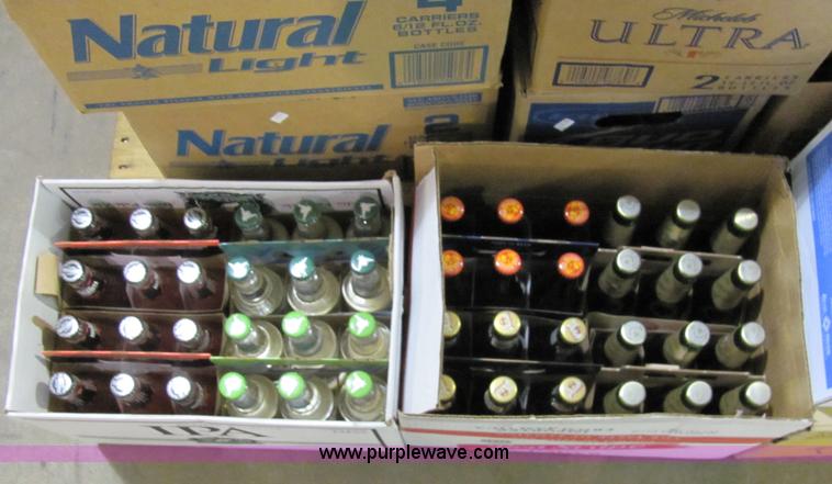 image for item 2417 Assorted bottled alcoholic beverages