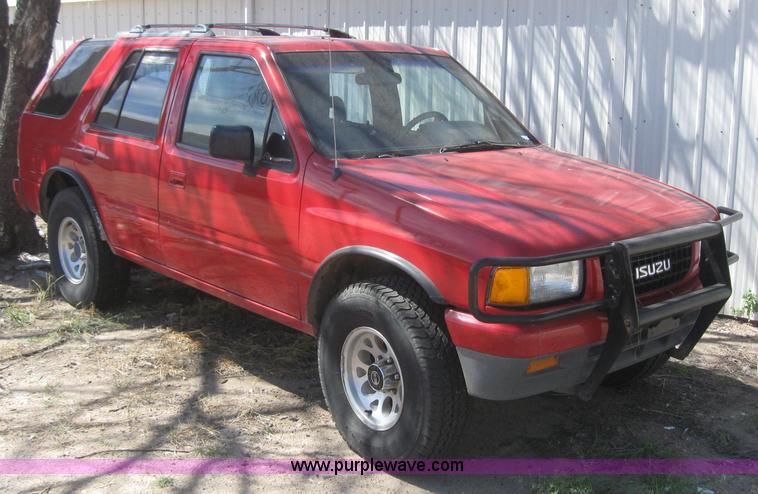 image for item 2978 1993 Isuzu Rodeo