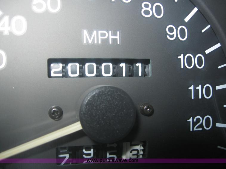 image for item 2978 1993 Isuzu Rodeo