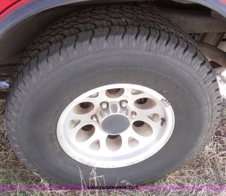 image for item 2978 1993 Isuzu Rodeo