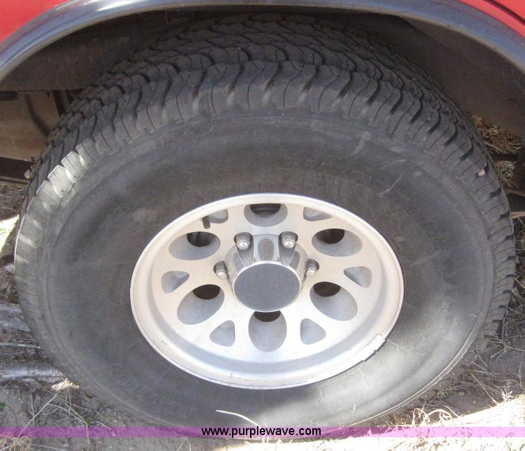 image for item 2978 1993 Isuzu Rodeo