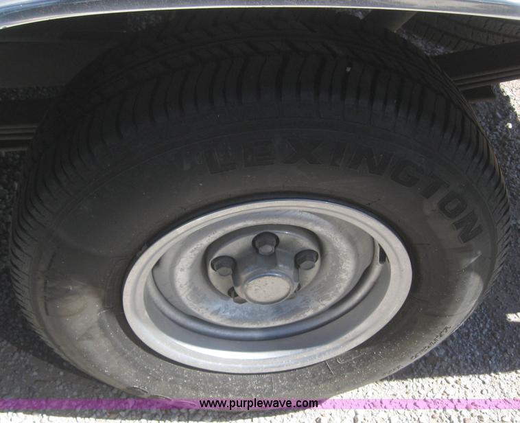 image for item 2993 1994 Chevrolet C1500 pickup truck