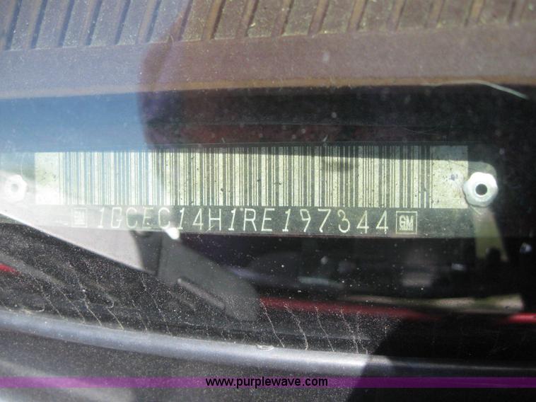 image for item 2993 1994 Chevrolet C1500 pickup truck