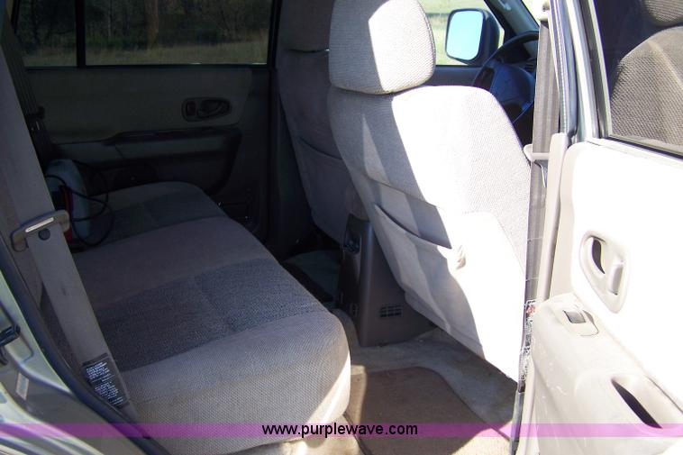 image for item 7303 1997 Mitsubishi Montero Sport LS