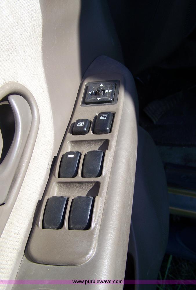 image for item 7303 1997 Mitsubishi Montero Sport LS