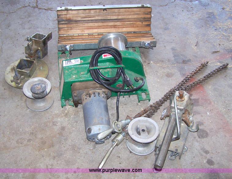 image for item 7306 2001 Greenlee portable cable puller