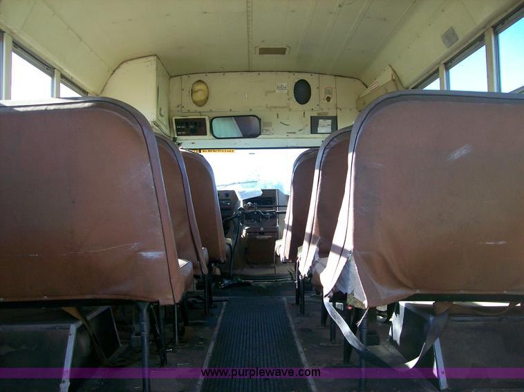 image for item 1108 1991 Chevrolet G30 bus