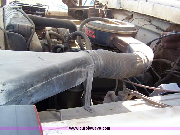 image for item 2292 1979 Ford F600 bucket truck