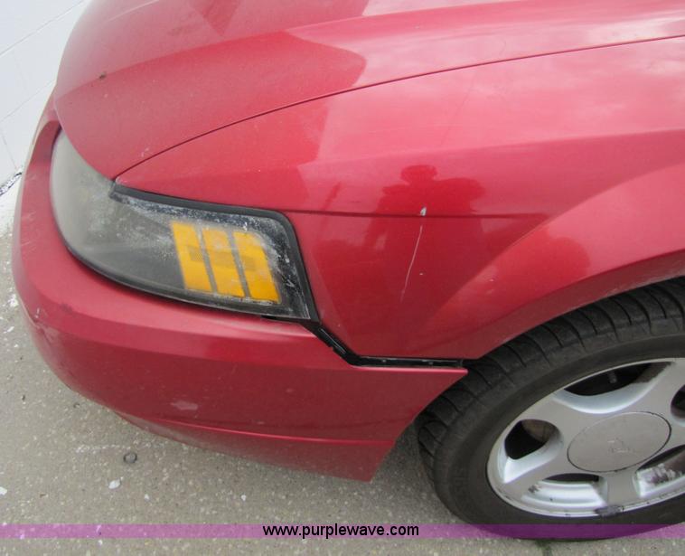 image for item 2396 2002 Ford Mustang