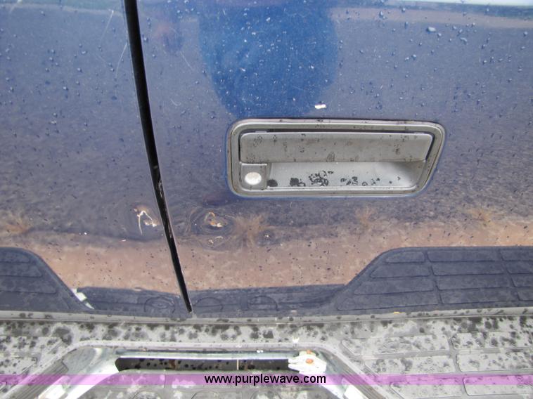 image for item 2399 1995 GMC K1500 Suburban