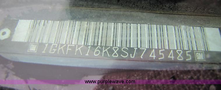 image for item 2399 1995 GMC K1500 Suburban