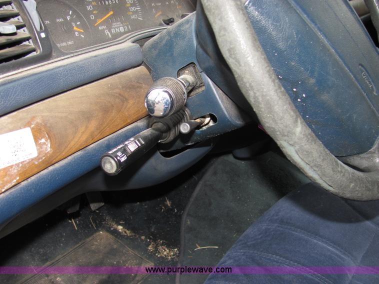 image for item 2414 1993 Ford Crown Victoria Police Interceptor