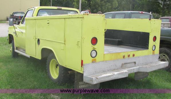 image for item 2581 1986 Chevrolet K30 Custom Deluxe