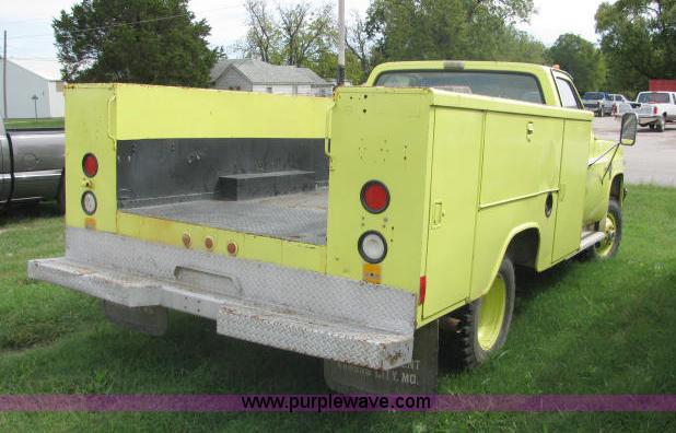 image for item 2581 1986 Chevrolet K30 Custom Deluxe