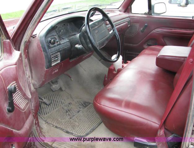 image for item 2584 1996 Ford F150