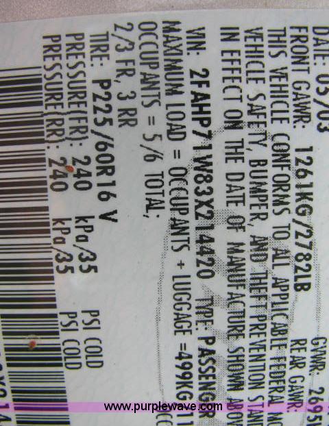 image for item 2585 2003 Ford Crown Victoria Police Interceptor