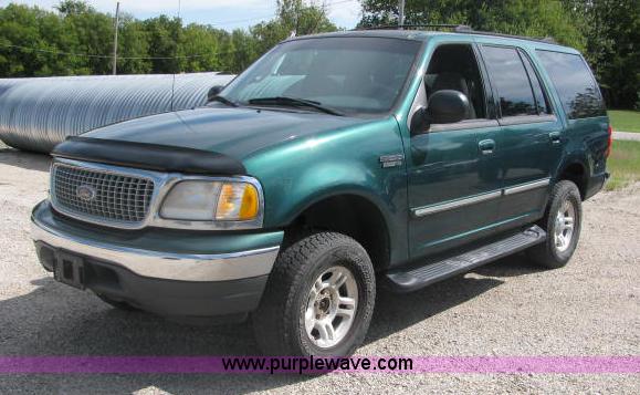 image for item 2586 1999 Ford Expedition