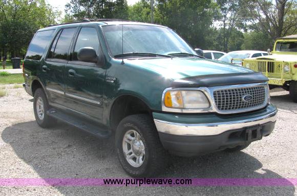 image for item 2586 1999 Ford Expedition