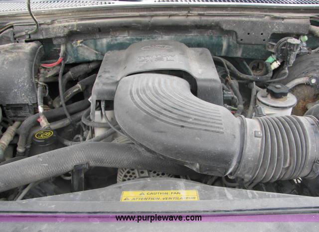 image for item 2586 1999 Ford Expedition