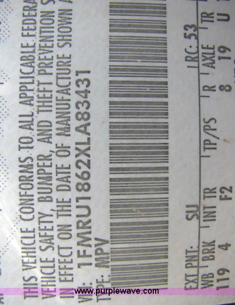 image for item 2586 1999 Ford Expedition