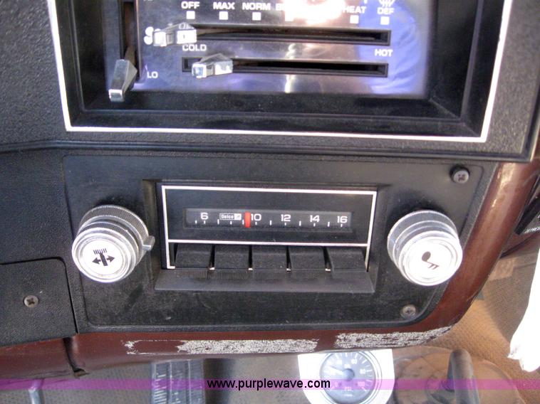 image for item 2984 1983 Chevrolet K20 Custom Deluxe pickup truck