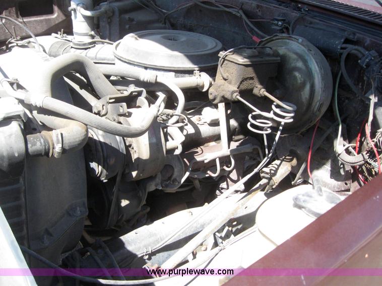 image for item 2984 1983 Chevrolet K20 Custom Deluxe pickup truck