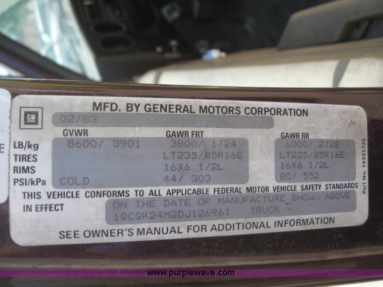 image for item 2984 1983 Chevrolet K20 Custom Deluxe pickup truck