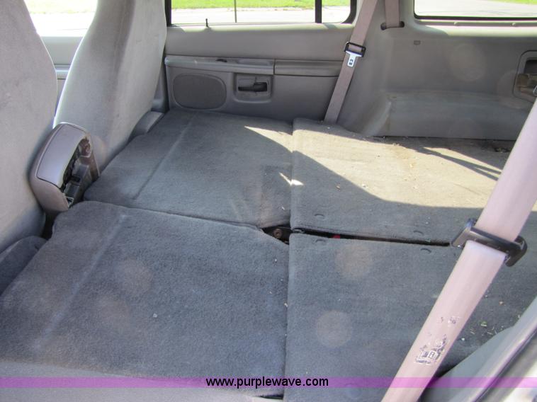 image for item 4653 1999 Ford Explorer