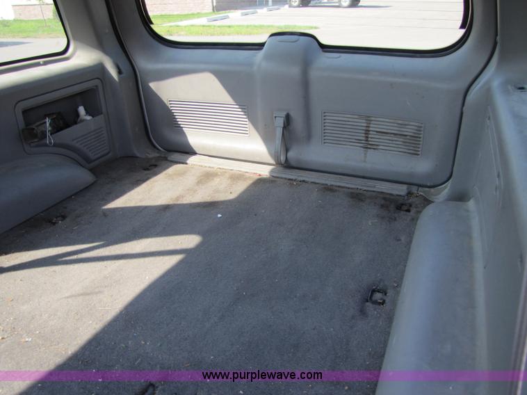 image for item 4653 1999 Ford Explorer