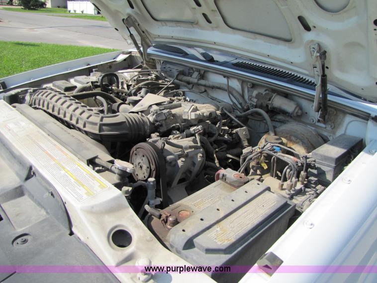 image for item 4653 1999 Ford Explorer