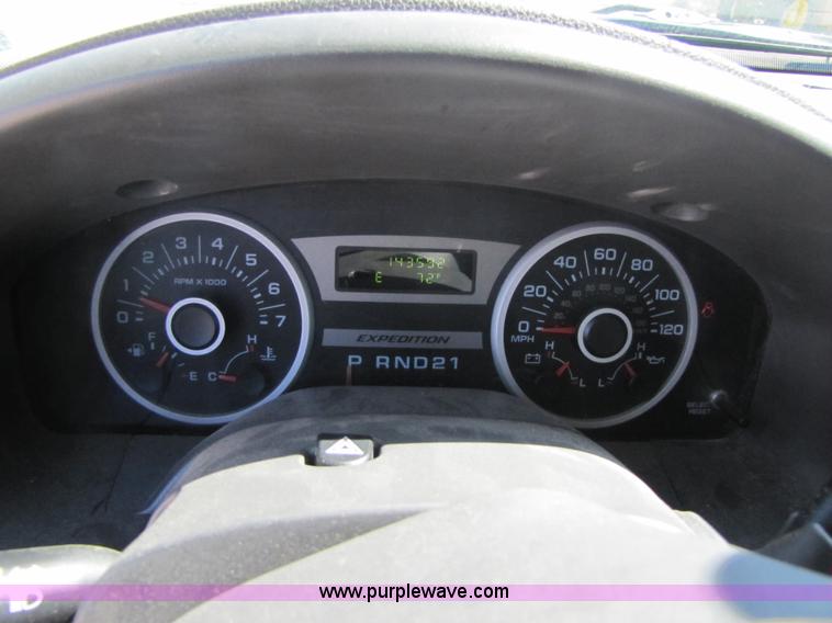 image for item 4655 2005 Ford Expedition XLT