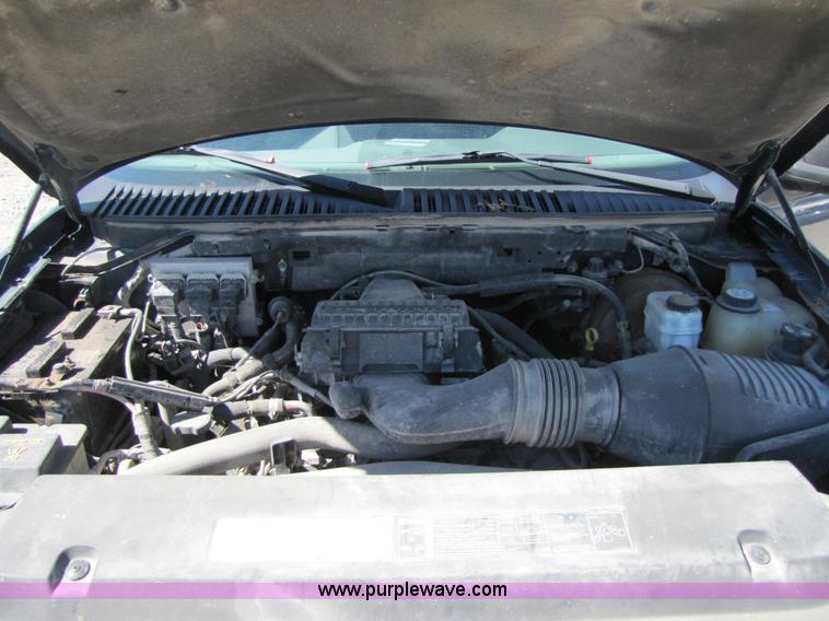 image for item 4655 2005 Ford Expedition XLT
