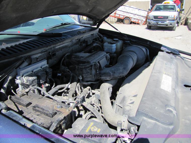 image for item 4655 2005 Ford Expedition XLT