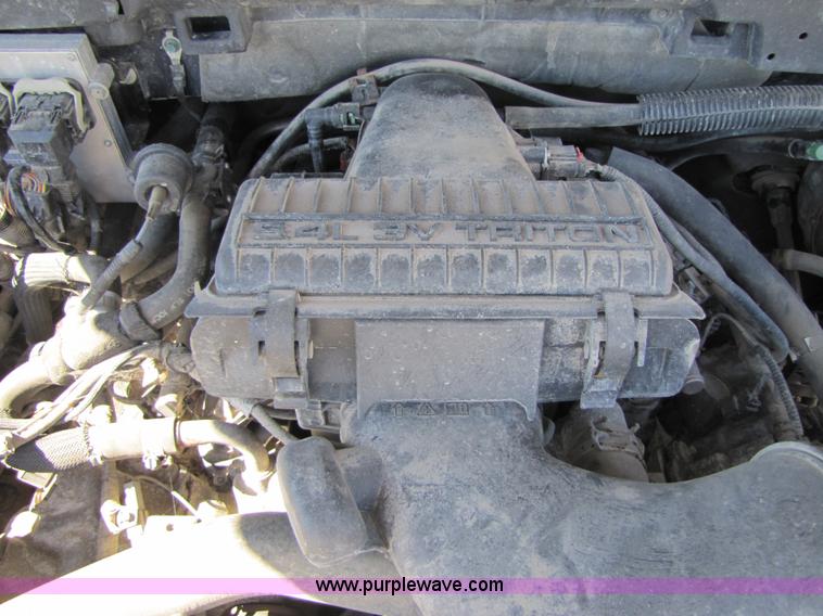 image for item 4655 2005 Ford Expedition XLT