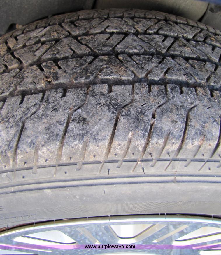 image for item 4656 2005 Ford Crown Victoria Police Interceptor