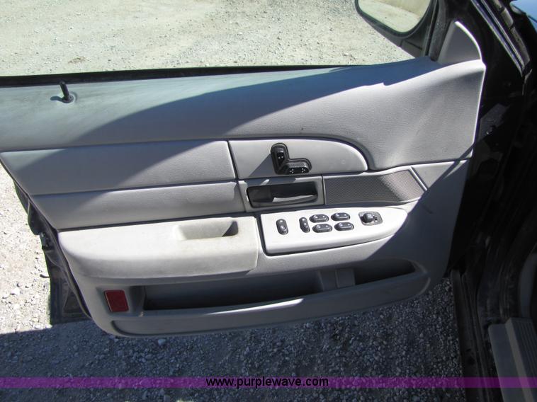 image for item 4657 2005 Ford Crown Victoria Police Interceptor