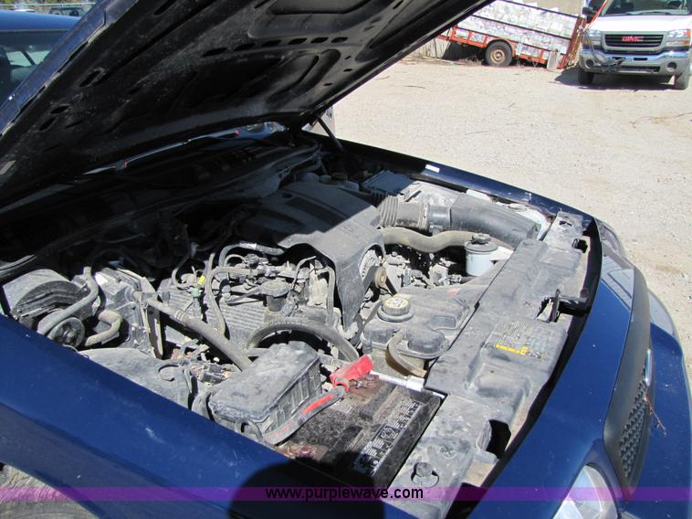 image for item 4658 2005 Ford Crown Victoria Police Interceptor