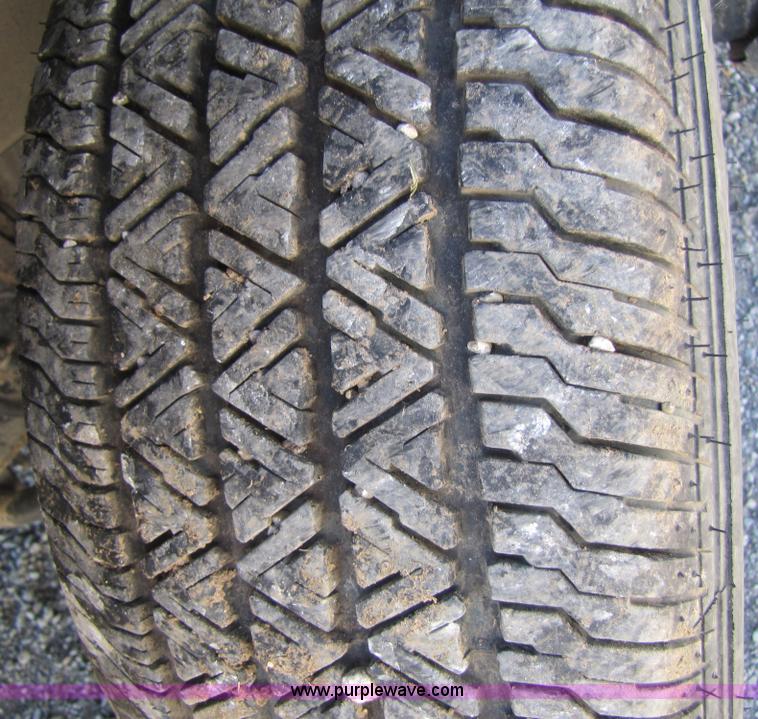 image for item 4658 2005 Ford Crown Victoria Police Interceptor