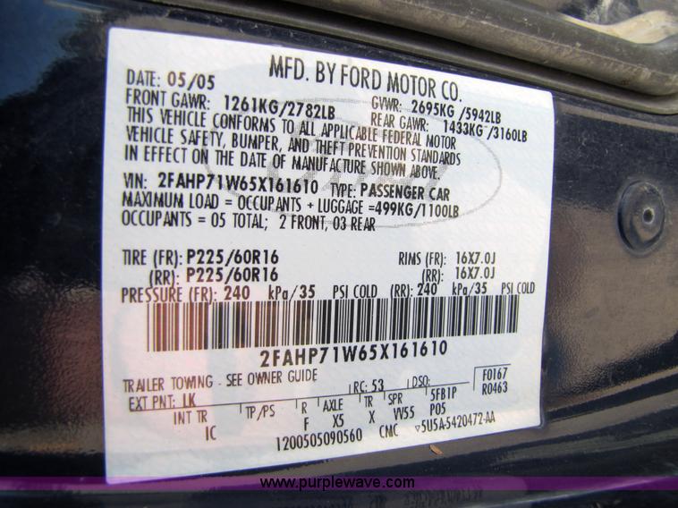 image for item 4658 2005 Ford Crown Victoria Police Interceptor